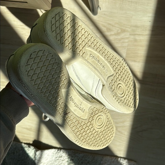 Reebok Off-White Classic Sneakers - Picture 6 of 10